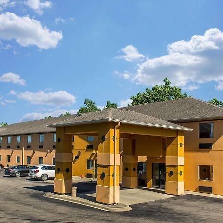 Suburban Studios Mason Hwy 42 Экстерьер фото